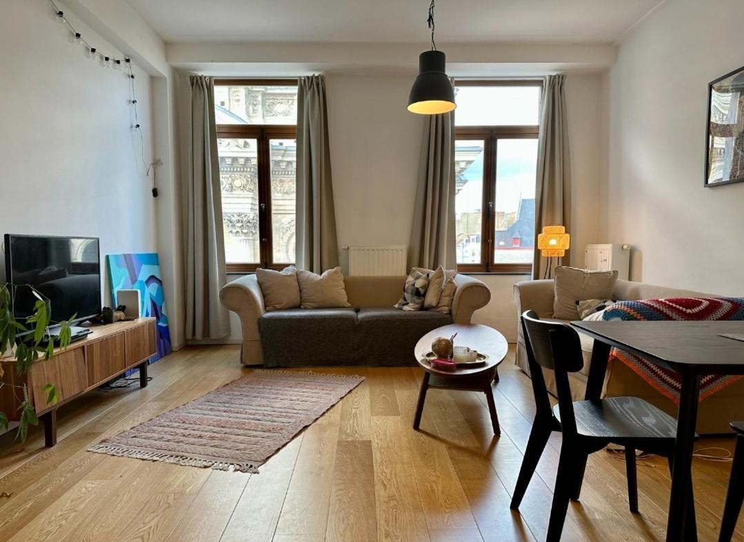 Appartement Les Pieds A La Grande Place Brussel